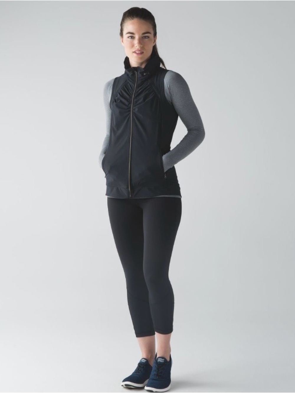 Lululemon go the distance vest size 2